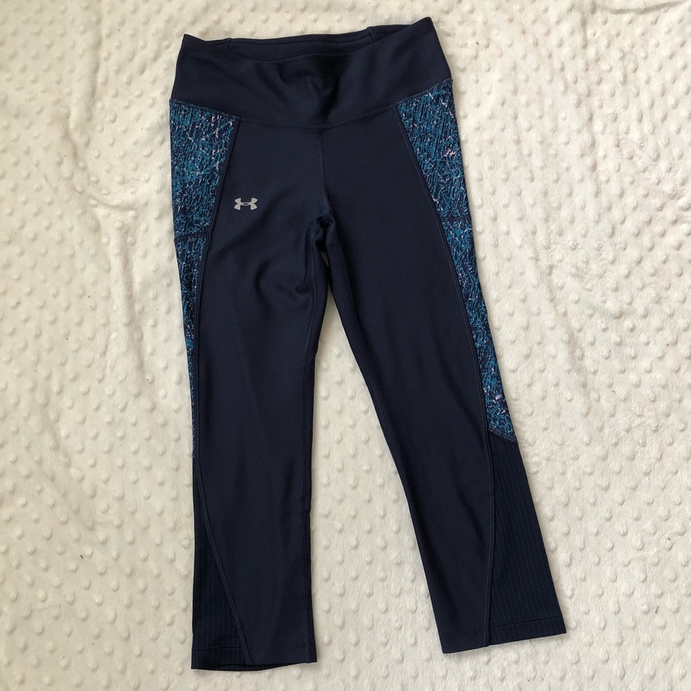 Under Armour Navy Blue Capri Leggings with Teal Printed Panels